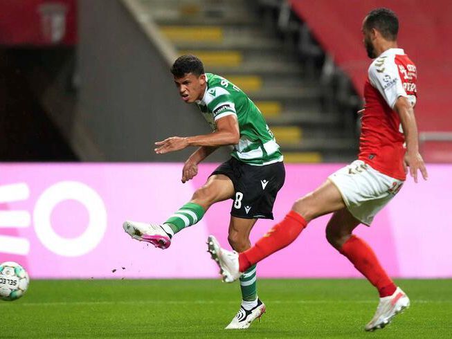 初期表现出 初期表现出